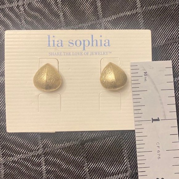 Lia Sophia "BOTANICA" Earrings - Picture 4 of 5